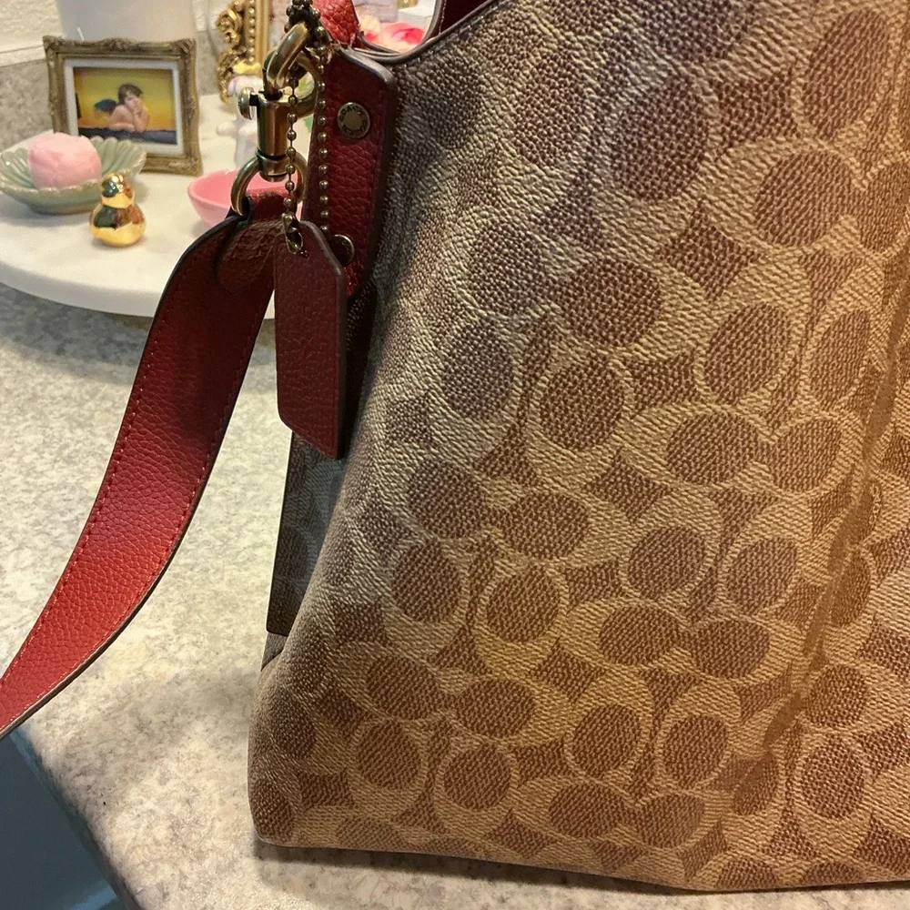 Coach Brown and Red Signature Shoulder Bag - Picture 3 of 10